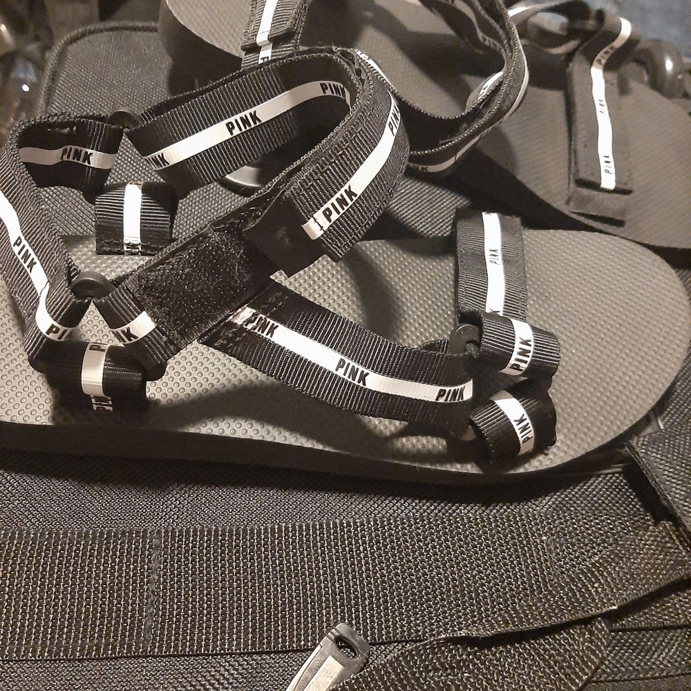 BS pink sandals